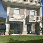 Crialesi Boutique Bed & Breakfast