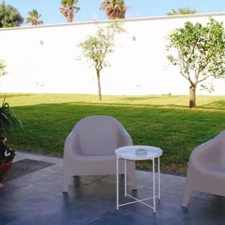 Crialesi Boutique 3* פאלרנה