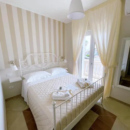 Crialesi Boutique Bed & Breakfast *