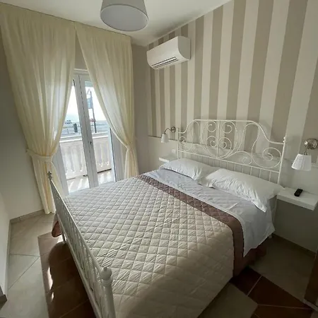 לינה וארוחת בוקר Crialesi Boutique