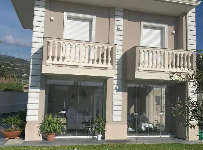 Crialesi Boutique לינה וארוחת בוקר